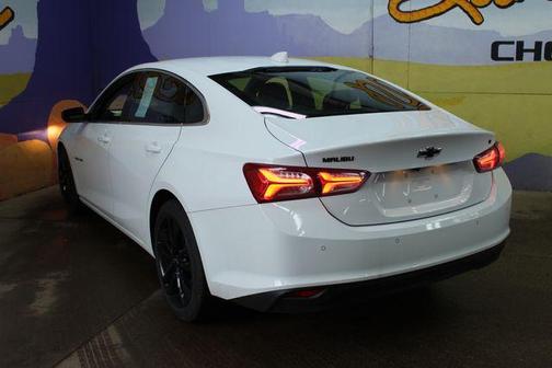 Summit White 2024 Chevrolet Malibu LT