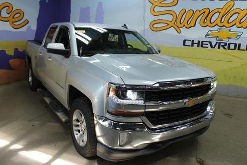 Silver Ice Metallic 2018 Chevrolet Silverado 1500 LT