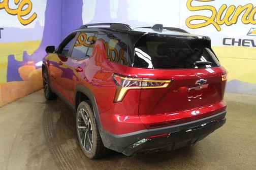 Radiant Red 2026 Chevrolet Equinox RS