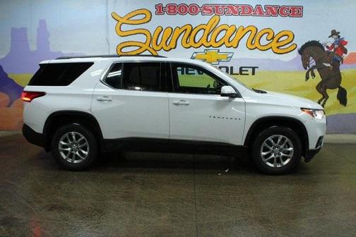 2021 Chevrolet Traverse LT Cloth