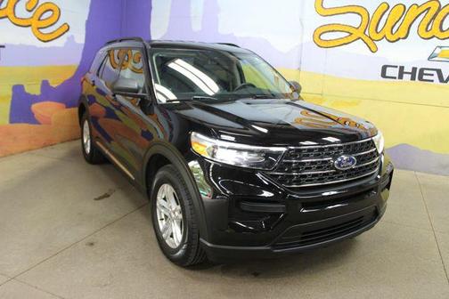 Agate Black Metallic 2023 Ford Explorer XLT