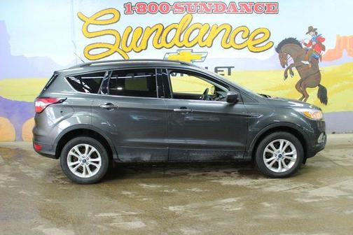 Magnetic Metallic 2018 Ford Escape SE