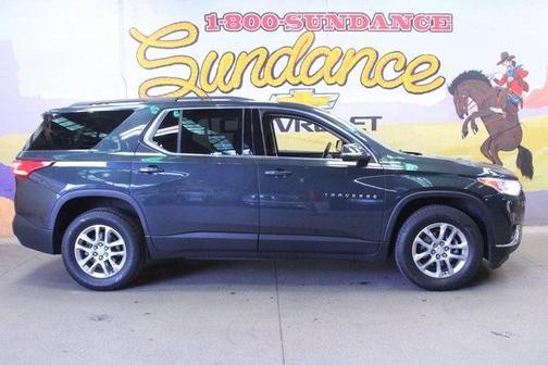 2021 Chevrolet Traverse LT Cloth