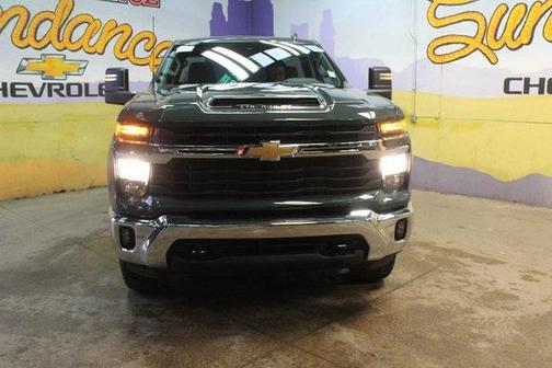 2025 Chevrolet Silverado 3500 LT