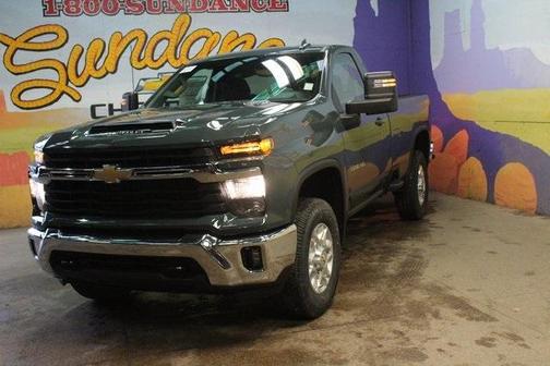 2025 Chevrolet Silverado 3500 LT