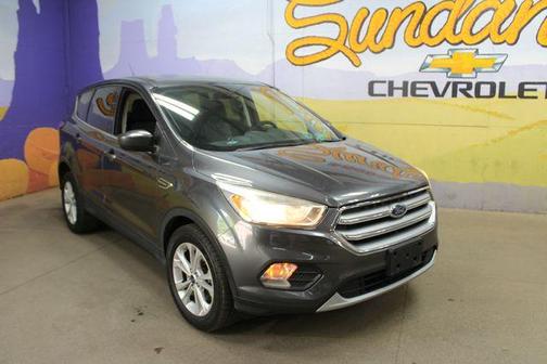 Magnetic 2017 Ford Escape SE