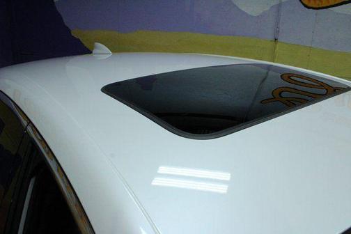 White Frost Tri-Coat 2025 Buick Envista AVENIR