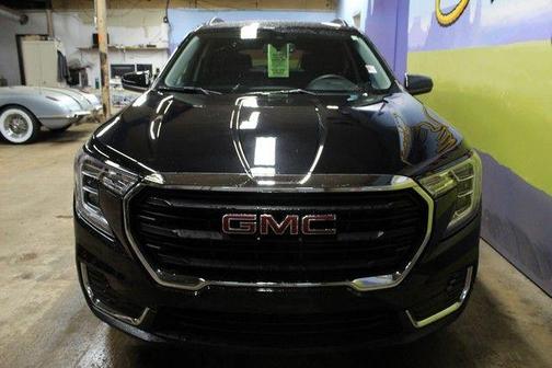 Ebony Twilight Metallic 2023 GMC Terrain SLE