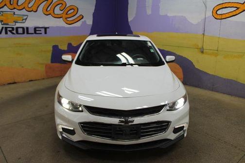Summit White 2018 Chevrolet Malibu Premier