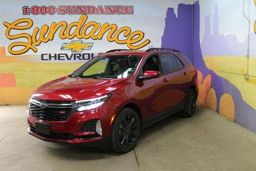 Cherry Red Tintcoat 2022 Chevrolet Equinox RS