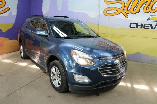 Patriot Blue Metallic 2017 Chevrolet Equinox LT