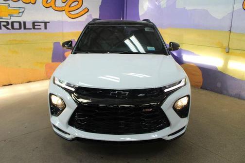 Summit White 2023 Chevrolet Trailblazer RS