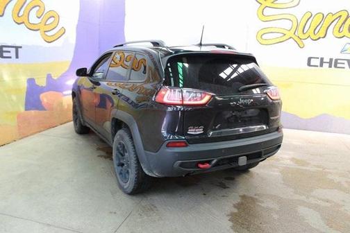 2020 Jeep Cherokee Trailhawk
