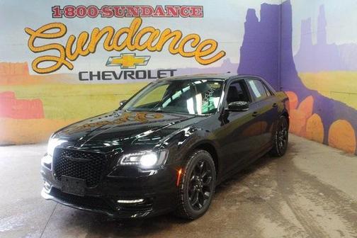 2022 Chrysler 300 Touring L