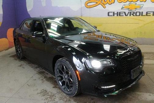 2022 Chrysler 300 Touring L