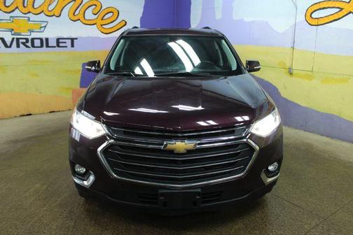 Black Currant Metallic 2018 Chevrolet Traverse LT Cloth