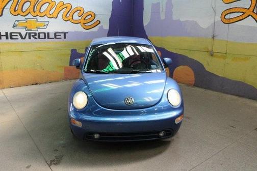 1998 Volkswagen New Beetle Base