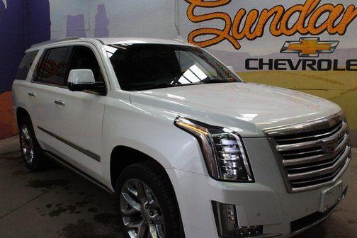 2016 Cadillac Escalade Platinum