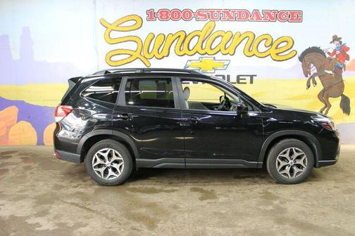 Crystal Black Silica 2021 Subaru Forester Premium