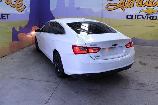2017 Chevrolet Malibu 1LT