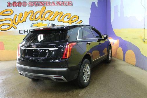 Stellar Black Metallic 2022 Cadillac XT5 Premium Luxury