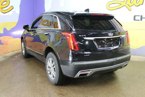 Stellar Black Metallic 2022 Cadillac XT5 Premium Luxury