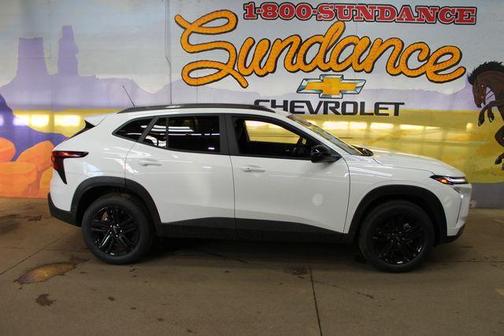 Summit White 2026 Chevrolet Trax ACTIV