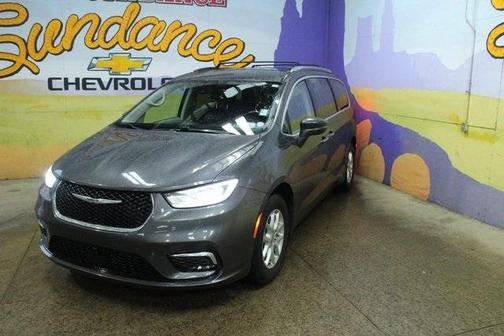 2021 Chrysler Pacifica Touring-L