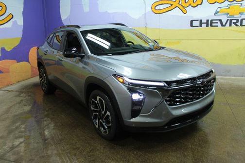 Sterling Gray Metallic 2025 Chevrolet Trax 2RS