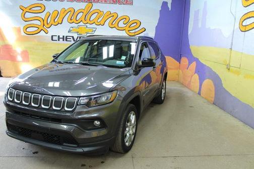Granite Crystal Clearcoat Metallic 2022 Jeep Compass Latitude Lux