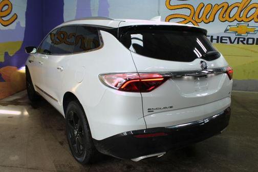 White Frost Tri-Coat 2024 Buick Enclave Essence