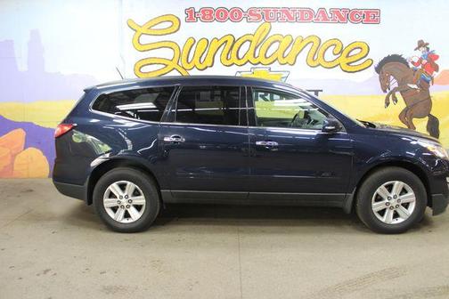 Blue Velvet Metallic 2017 Chevrolet Traverse 1LT