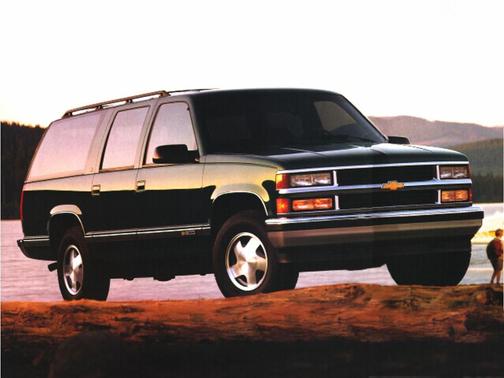 Dark Cherry Metallic 1997 Chevrolet Suburban 1500