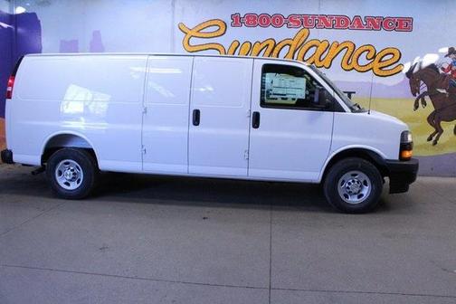 2025 Chevrolet Express 3500 Work Van