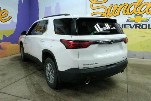 2022 Chevrolet Traverse LT Cloth