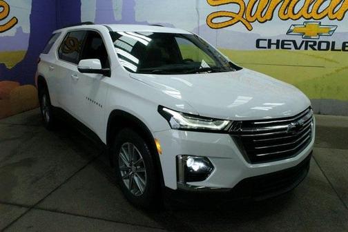 2022 Chevrolet Traverse LT Cloth