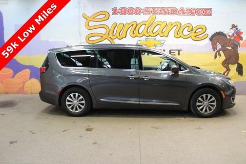 2018 Chrysler Pacifica Touring-L
