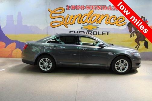 2018 Ford Taurus SE