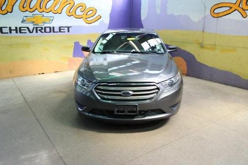 2018 Ford Taurus SE