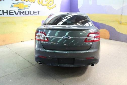 2018 Ford Taurus SE