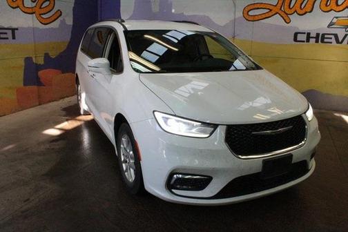 2021 Chrysler Pacifica Touring-L