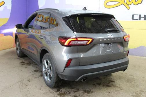 Carbonized Gray Metallic 2025 Ford Escape ST-Line