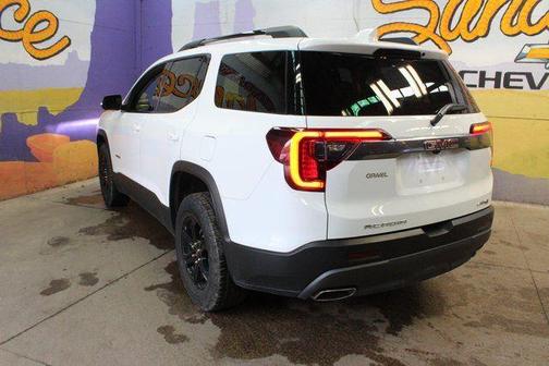 2021 GMC Acadia AT4