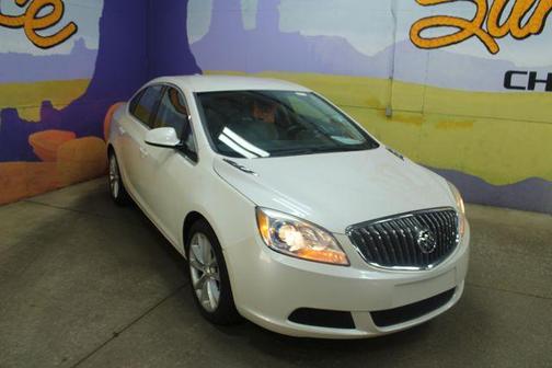 White Diamond Tri-Coat 2016 Buick Verano Base