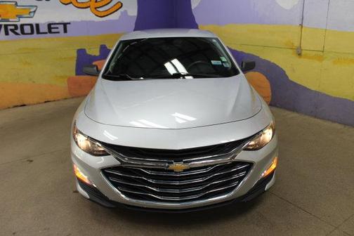Silver Ice Metallic 2022 Chevrolet Malibu 1LS