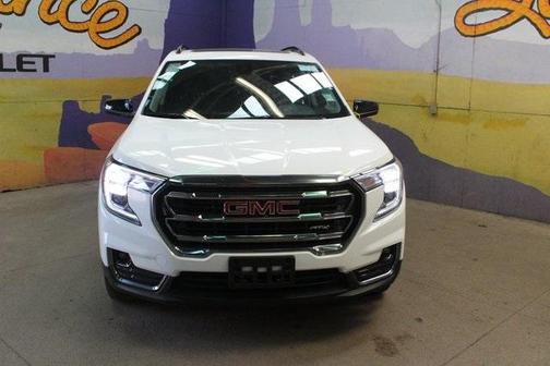 2024 GMC Terrain AT4
