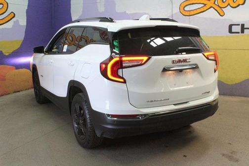 2024 GMC Terrain AT4