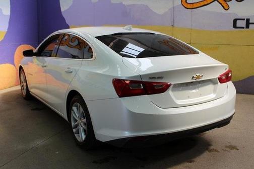 2017 Chevrolet Malibu 1LT