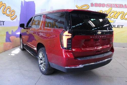 2026 Chevrolet Suburban LT