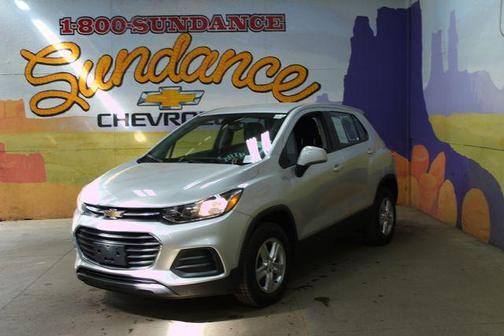 Silver Ice Metallic 2018 Chevrolet Trax LS